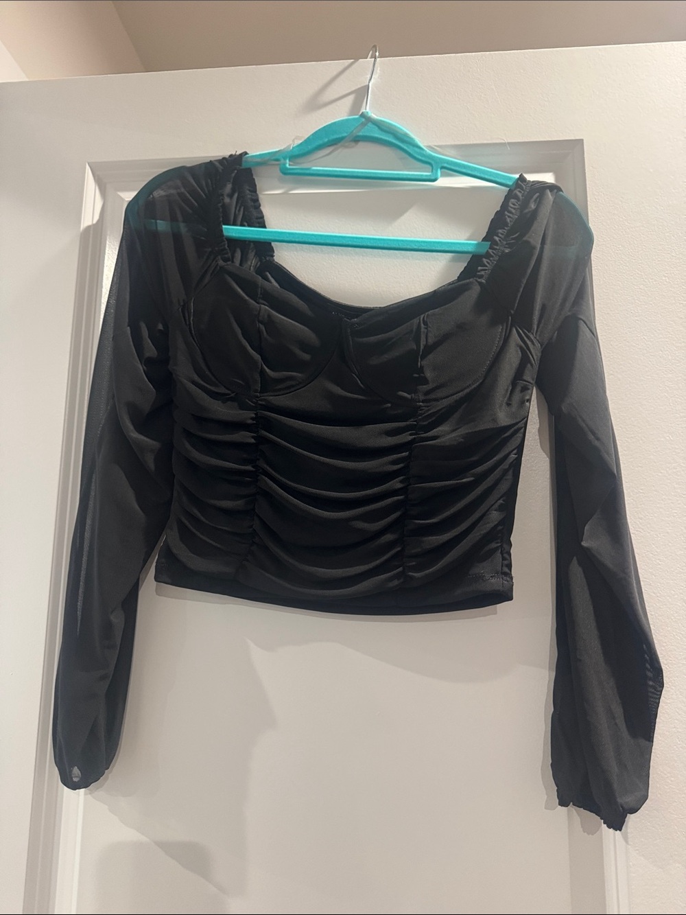 Almost Famous Black Ruched Long Sleeve Crop Top